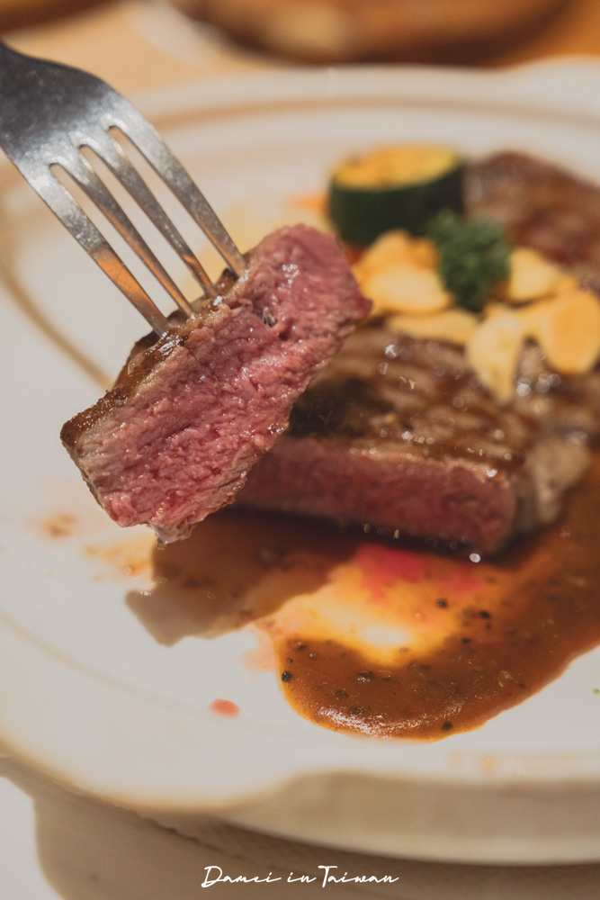 台中勤美美食推薦!南瓜屋魔女露露的廚房-平價大份量的聚餐餐廳,空間又超好拍 - 第49張圖 台中勤美美食推薦!南瓜屋魔女露露的廚房-平價大份量的聚餐餐廳,空間又超好拍