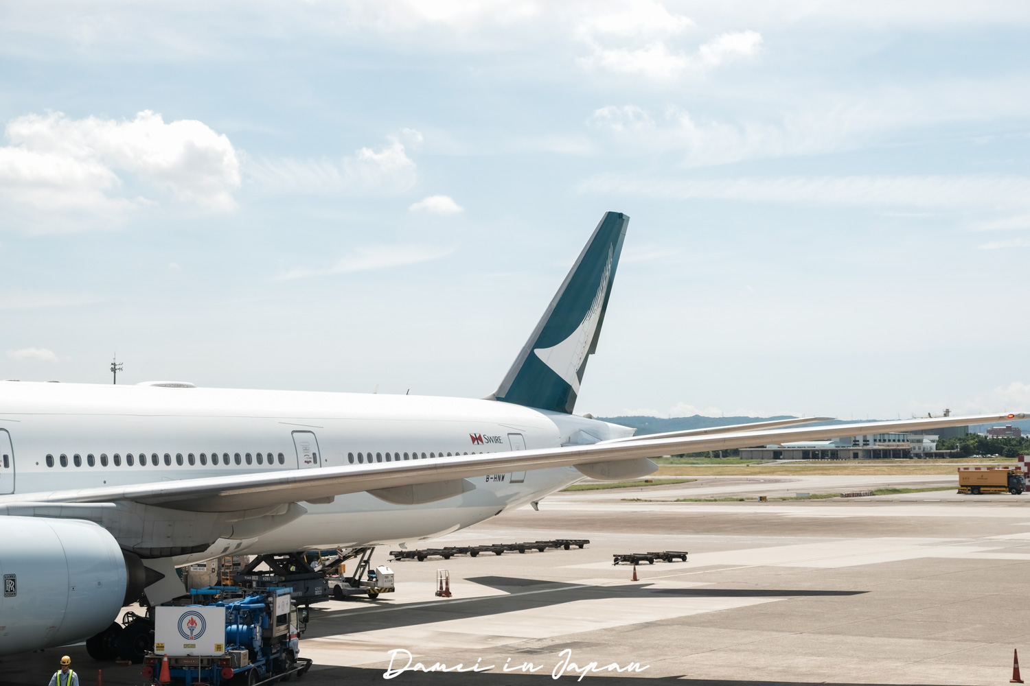 國泰航空CX564、CX565 波音777-300『台北-大阪』商務艙、經濟艙座位與餐點開箱 - 第2張圖 國泰航空CX564、CX565 波音777-300『台北-大阪』商務艙、經濟艙座位與餐點開箱