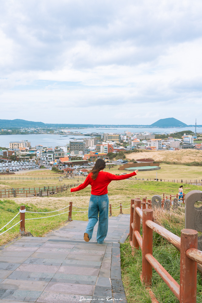 濟州島景點「城山日出峰」登上世界自然遺產,門票值得嗎?濟州島最早看到日出的地方! - 第9張圖 濟州島景點「城山日出峰」登上世界自然遺產,門票值得嗎?濟州島最早看到日出的地方!