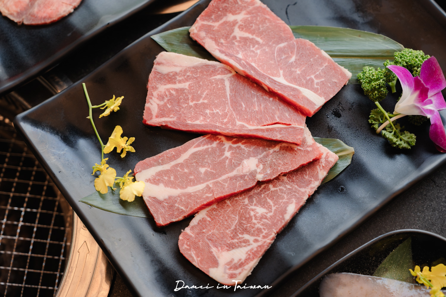 台北燒肉吃到飽推薦「熊一頂級燒肉西門店」西門町燒肉吃到飽,只要598元,8款調酒無限暢飲,燒肉無限烤! - 第37張圖 台北燒肉吃到飽推薦「熊一頂級燒肉西門店」西門町燒肉吃到飽,只要598元,8款調酒無限暢飲,燒肉無限烤!