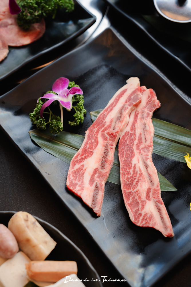 台北燒肉吃到飽推薦「熊一頂級燒肉西門店」西門町燒肉吃到飽,只要598元,8款調酒無限暢飲,燒肉無限烤! - 第40張圖 台北燒肉吃到飽推薦「熊一頂級燒肉西門店」西門町燒肉吃到飽,只要598元,8款調酒無限暢飲,燒肉無限烤!