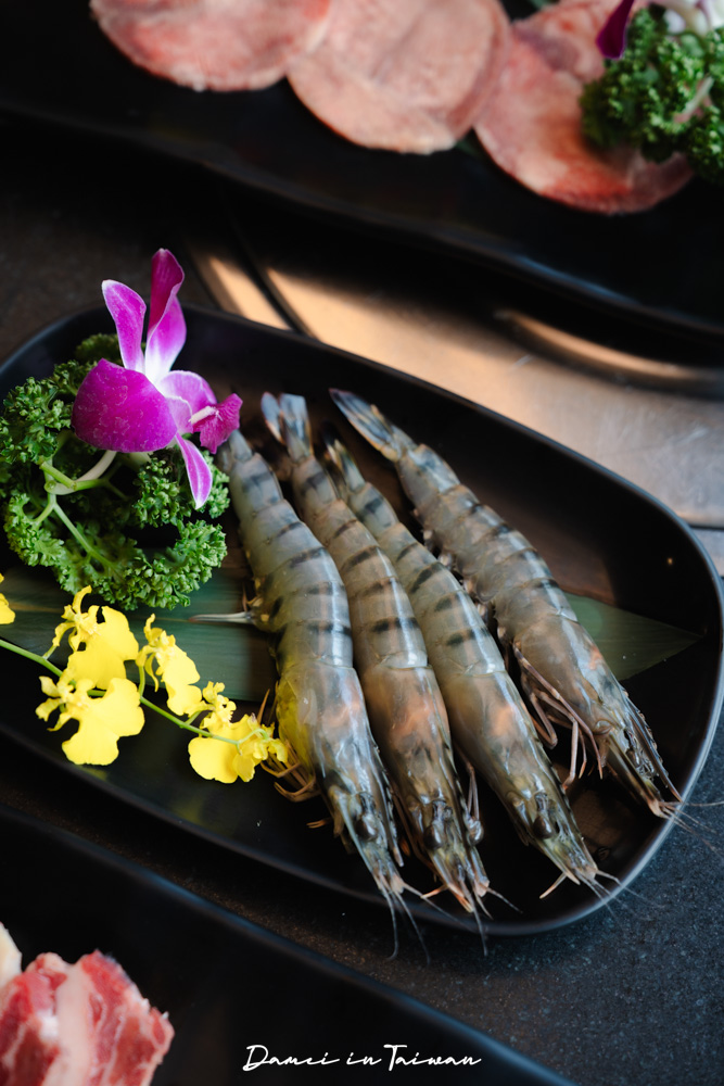 台北燒肉吃到飽推薦「熊一頂級燒肉西門店」西門町燒肉吃到飽,只要598元,8款調酒無限暢飲,燒肉無限烤! - 第44張圖 台北燒肉吃到飽推薦「熊一頂級燒肉西門店」西門町燒肉吃到飽,只要598元,8款調酒無限暢飲,燒肉無限烤!