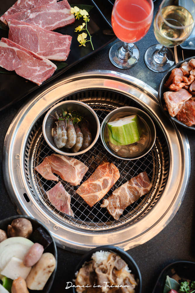 台北燒肉吃到飽推薦「熊一頂級燒肉西門店」西門町燒肉吃到飽,只要598元,8款調酒無限暢飲,燒肉無限烤! - 第32張圖 台北燒肉吃到飽推薦「熊一頂級燒肉西門店」西門町燒肉吃到飽,只要598元,8款調酒無限暢飲,燒肉無限烤!