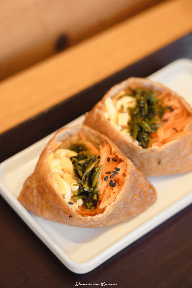 濟州機場美食推薦！DOTOREE Kitchen橡子廚房-青橘蕎麥冷麵配上特製豆皮壽司，連韓國人也力推的熱門餐廳