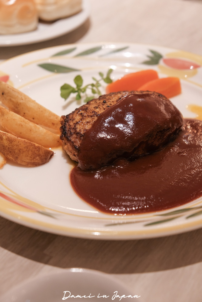 LUCUA大阪美食推薦|Tokura(とくら),京都排隊爆汁漢堡排!在大阪就吃得到 - 第14張圖 LUCUA大阪美食推薦|Tokura(とくら),京都排隊爆汁漢堡排!在大阪就吃得到