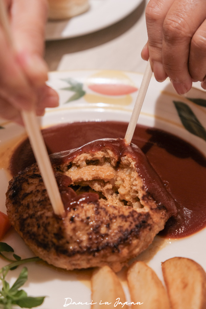 LUCUA大阪美食推薦|Tokura(とくら),京都排隊爆汁漢堡排!在大阪就吃得到 - 第15張圖 LUCUA大阪美食推薦|Tokura(とくら),京都排隊爆汁漢堡排!在大阪就吃得到