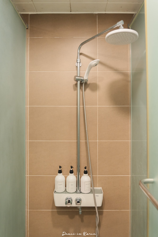 慶州住宿推薦！慶州藍艇青年旅館，皇理團路附近，每晚只要600元平價住宿，更附贈早餐