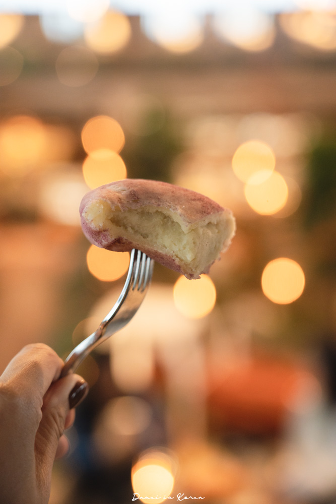 濟州大型咖啡廳推薦!濟州堂 Jejudang Bakery Café-逼真的農作物麵包,宛如走進農園的室內空間 - 第31張圖 濟州大型咖啡廳推薦!濟州堂 Jejudang Bakery Café-逼真的農作物麵包,宛如走進農園的室內空間