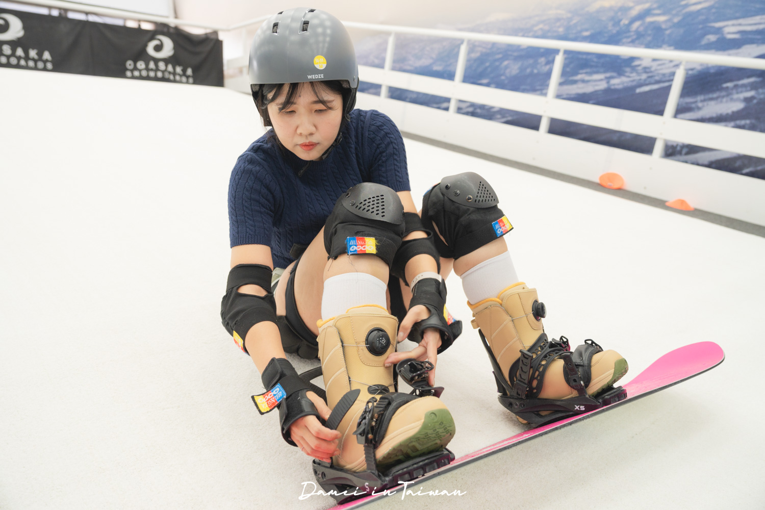 高雄滑雪學校推薦！王子室內滑雪學校-單板課程體驗心得、課程費用公開