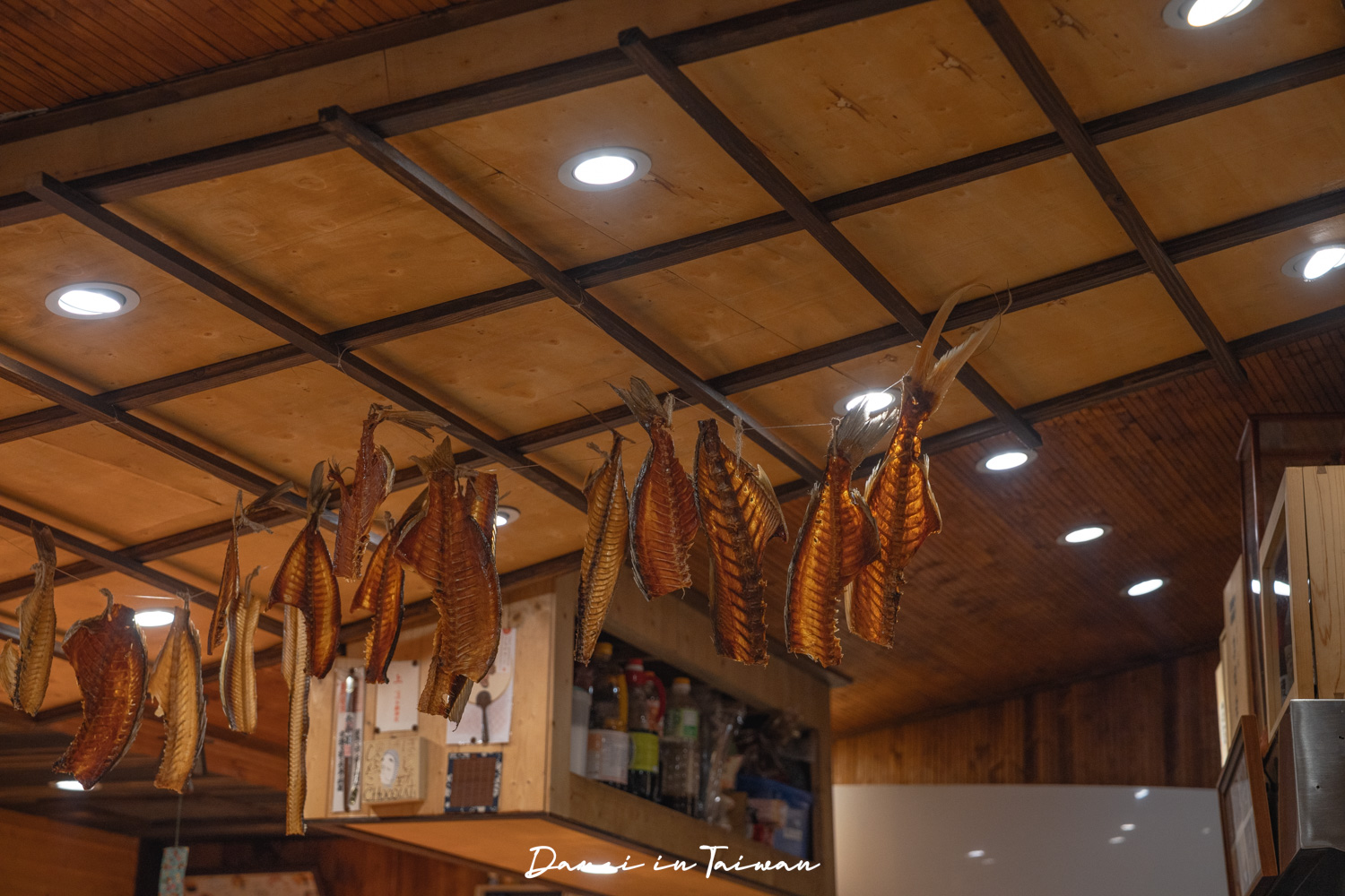 逢甲美食推薦「稻鮨板前吞食」厚切又新鮮的生魚片,擺盤也十分用心 - 第5張圖 逢甲美食推薦「稻鮨板前吞食」厚切又新鮮的生魚片,擺盤也十分用心