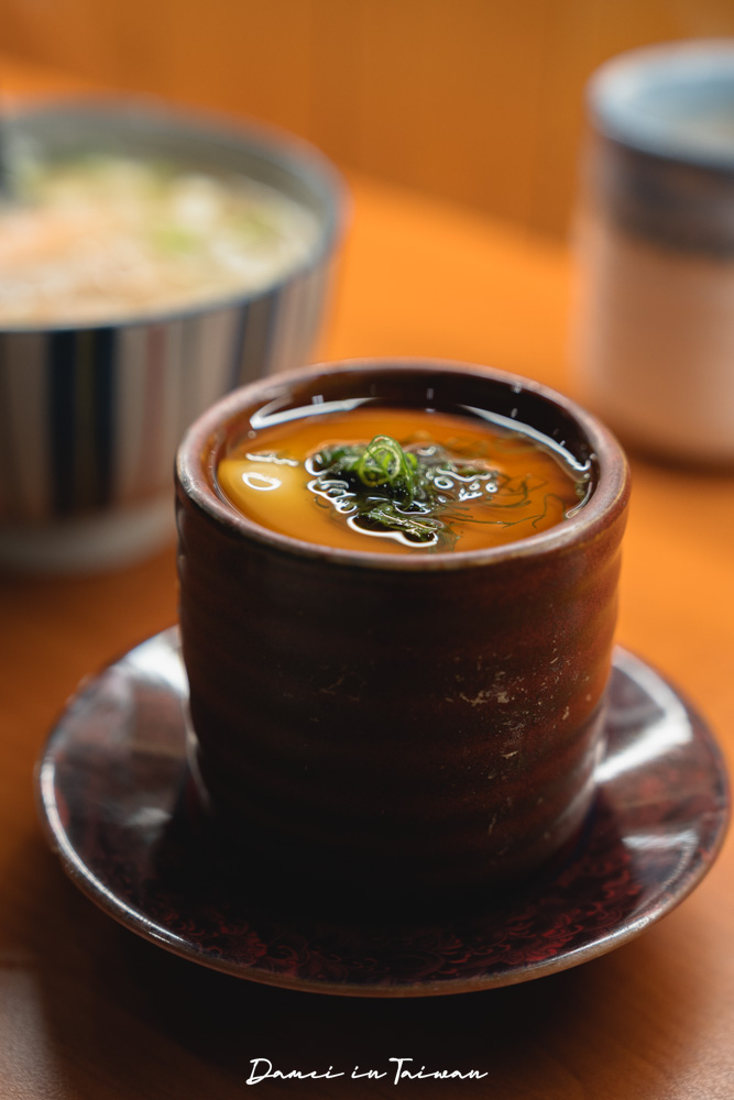 逢甲美食推薦「稻鮨板前吞食」厚切又新鮮的生魚片,擺盤也十分用心 - 第13張圖 逢甲美食推薦「稻鮨板前吞食」厚切又新鮮的生魚片,擺盤也十分用心