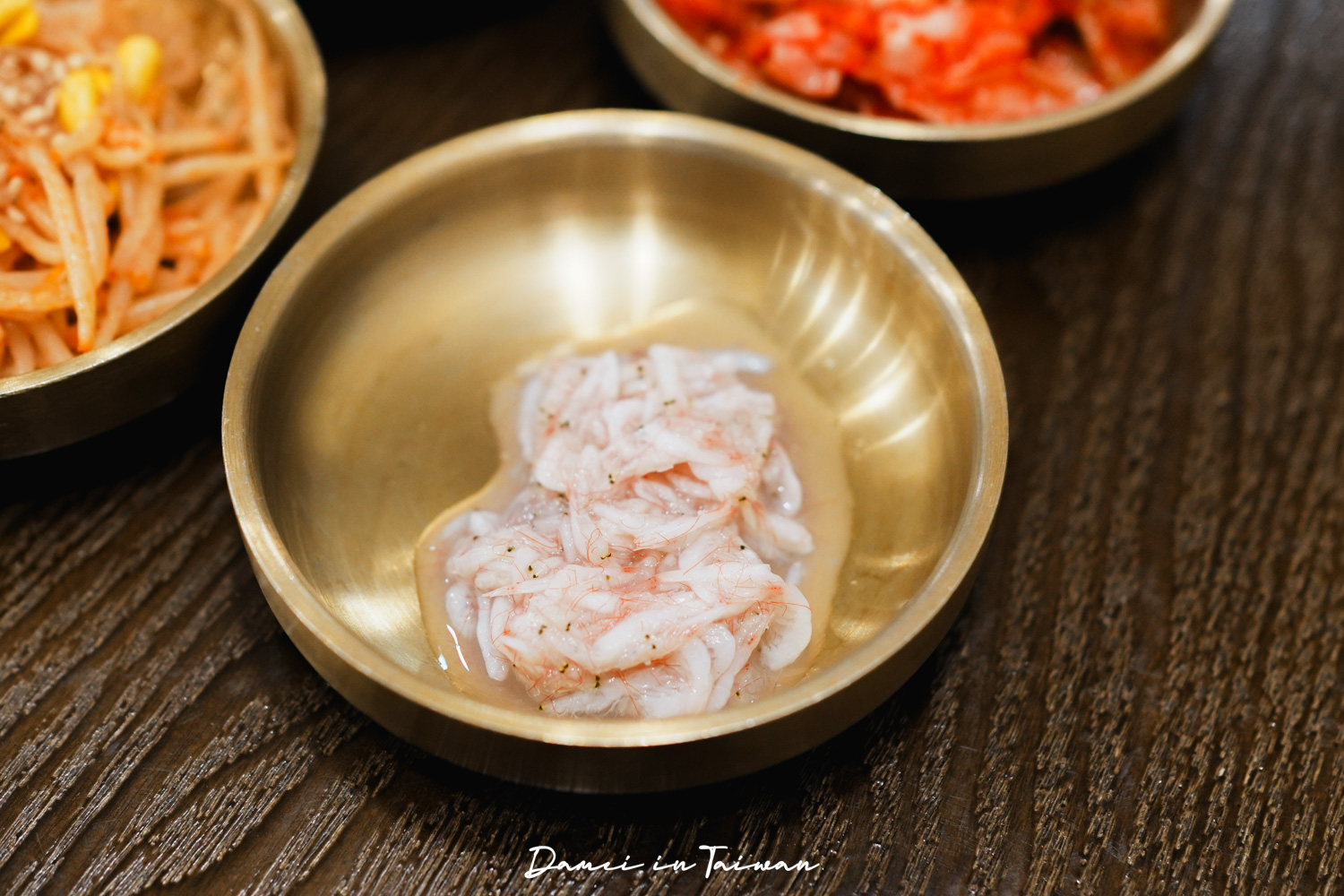 台北豬肉湯飯推薦！釜山湯飯부산국밥-新鮮豬骨熬煮，附近上班族的口袋名單