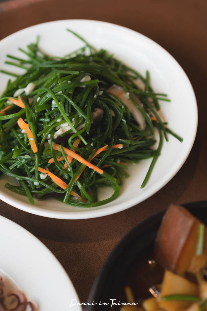 金山美食推薦「阿嬤家漁村料理」2025米其林必比登推薦！假日永遠客滿，多種新鮮海鮮的家常菜餐廳