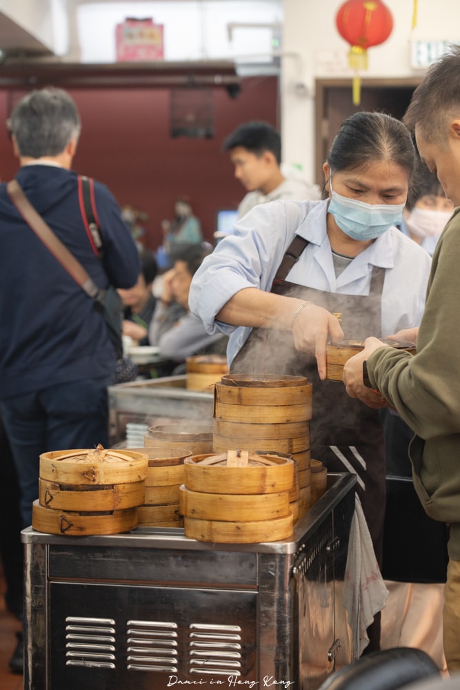 香港上環美食「蓮香樓」百年飲茶老店，保留傳統點心推車文化！