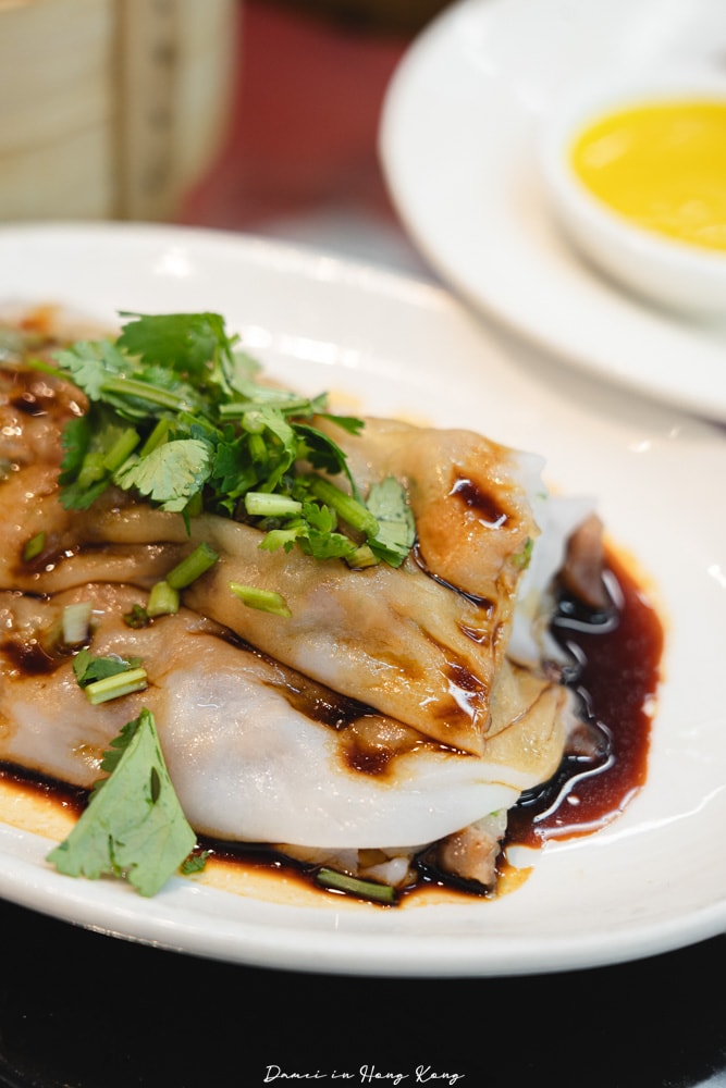 香港上環美食「蓮香樓」百年飲茶老店，保留傳統點心推車文化！