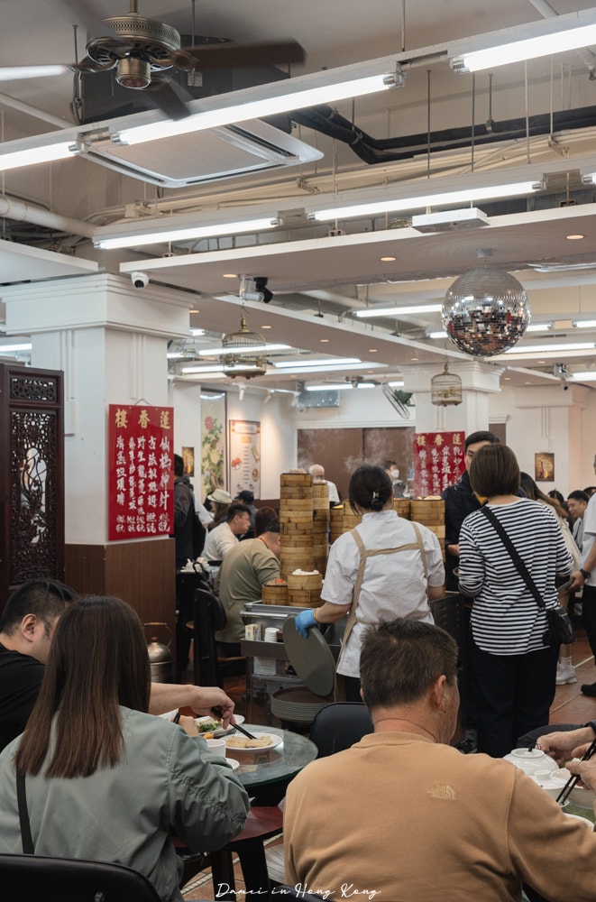 香港上環美食「蓮香樓」百年飲茶老店，保留傳統點心推車文化！