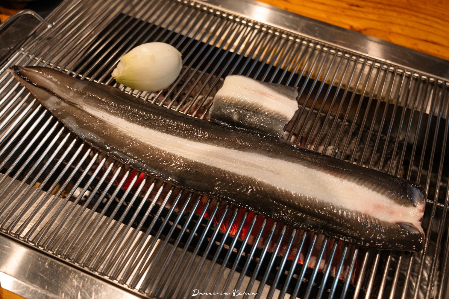 濟州島風川鰻魚推薦！川鰻魚 濟州-在地人推薦的鰻魚專賣店，必點鰻魚湯
