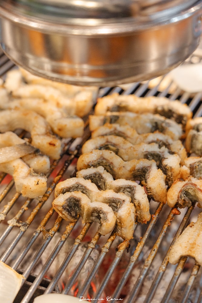 濟州島風川鰻魚推薦！川鰻魚 濟州-在地人推薦的鰻魚專賣店，必點鰻魚湯