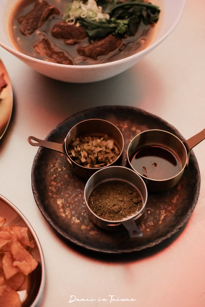 松菸餐酒館推薦「WHAT’S LA SAUCE」11款特色醬料，台美混血料理餐館