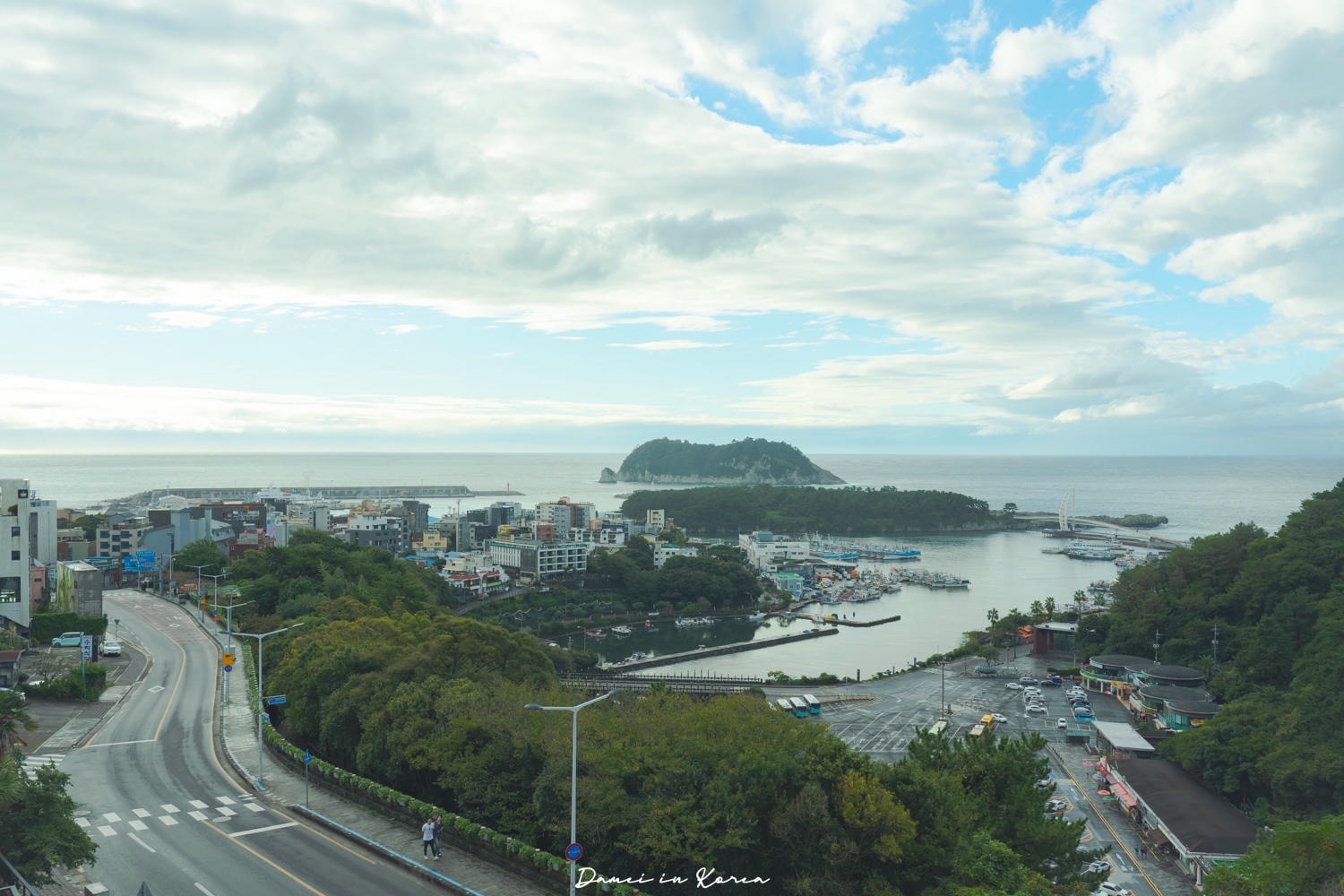 濟州島西歸浦住宿「heyy,seogwipo」一晚不到千元的海景飯店,鄰近天地淵瀑布 - 第17張圖 濟州島西歸浦住宿「heyy,seogwipo」一晚不到千元的海景飯店,鄰近天地淵瀑布
