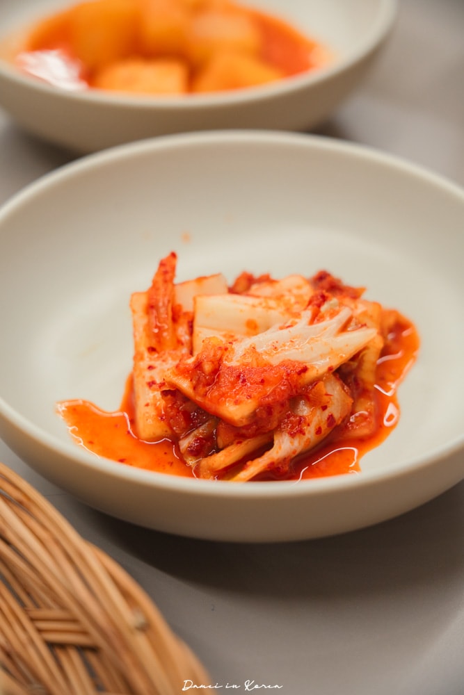 海洋麵條국수바다 본점-西歸浦人氣美食，熬煮12小時豬骨湯搭熟成生麵