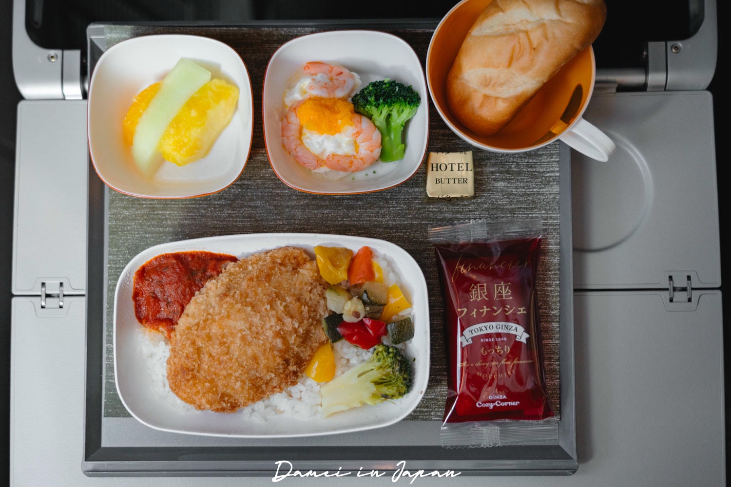 台北東京機票｜長榮航空BR198、BR191波音787-10『台北-成田』經濟艙座位與餐點開箱