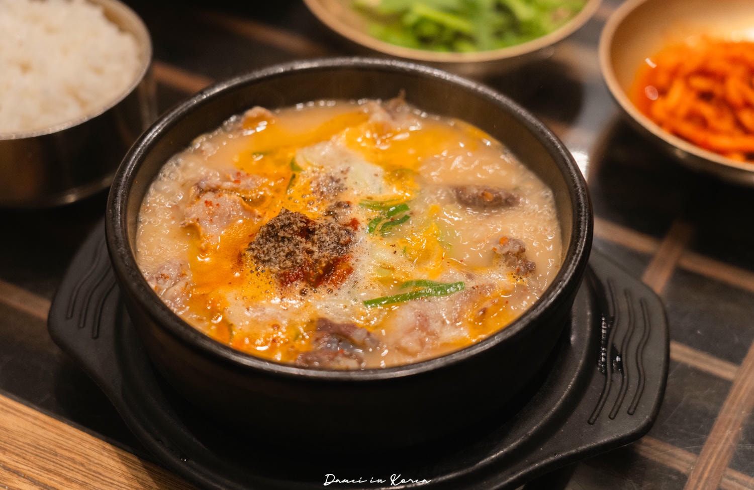 青瓦屋청와옥-首爾人氣豬肉血腸湯飯，連續5年獲得藍緞帶推薦