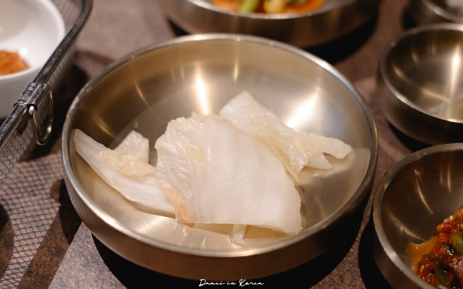 濟州島烤肉「石牆黑豬肉」姜虎東也推薦的人氣烤肉店,鮑魚內臟炒飯也是必點 - 第18張圖 濟州島烤肉「石牆黑豬肉」姜虎東也推薦的人氣烤肉店,鮑魚內臟炒飯也是必點