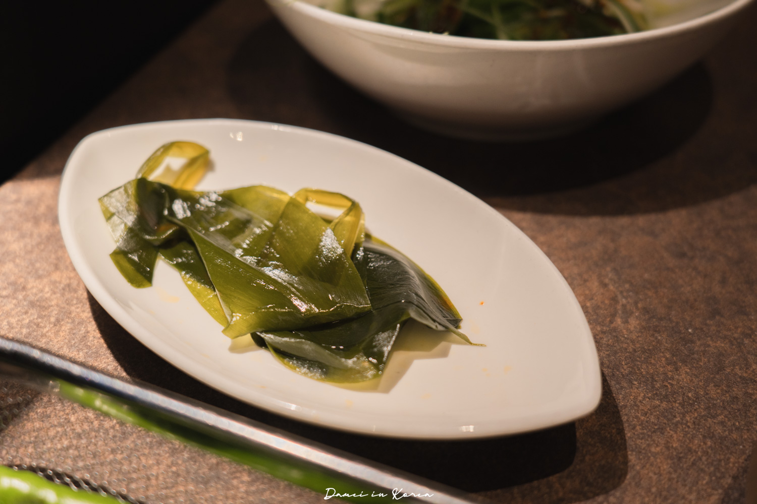 濟州島烤肉「石牆黑豬肉」姜虎東也推薦的人氣烤肉店,鮑魚內臟炒飯也是必點 - 第19張圖 濟州島烤肉「石牆黑豬肉」姜虎東也推薦的人氣烤肉店,鮑魚內臟炒飯也是必點