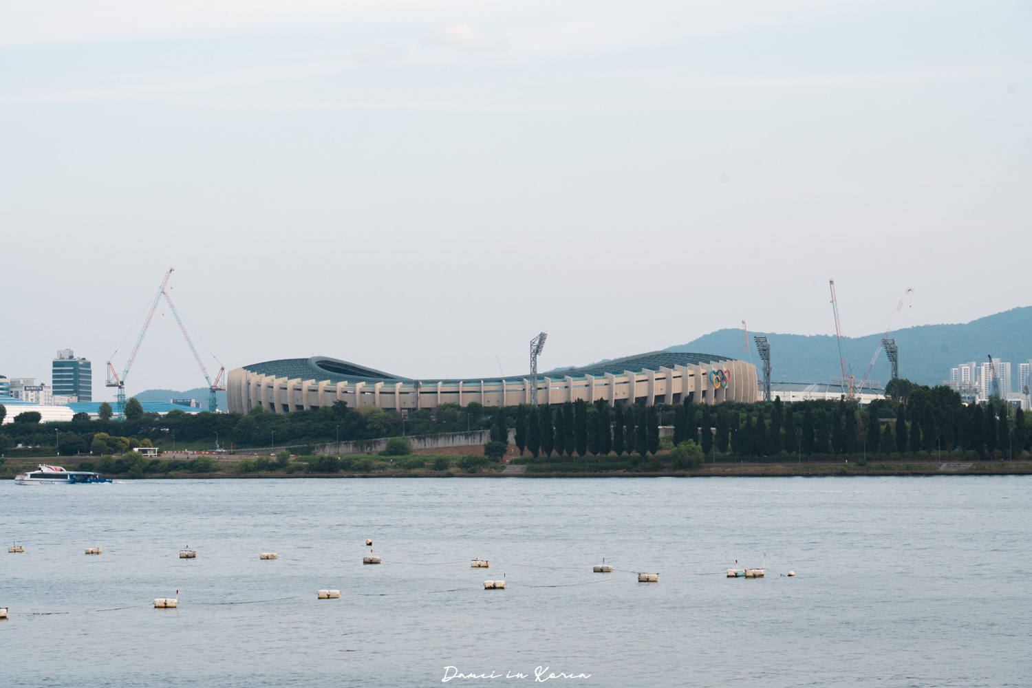 首爾景點推薦「纛島漢江公園」首爾人的城市綠洲,愛拍照的你必定要收藏 - 第11張圖 首爾景點推薦「纛島漢江公園」首爾人的城市綠洲,愛拍照的你必定要收藏